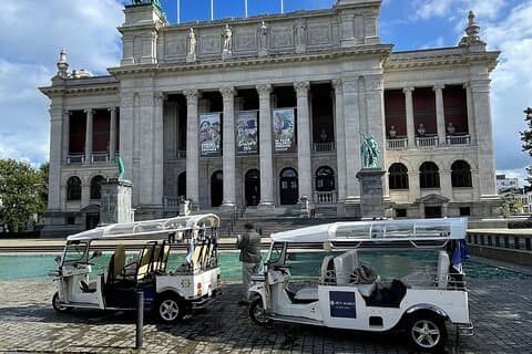 Tour de TukTuk pela Antuérpia histórica de 1,5 horas