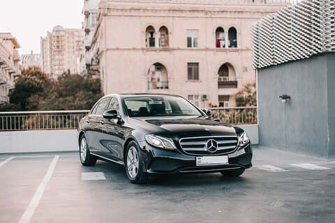 Arrival Transfer from Frankfurt Airport FRA to Frankfurt by Sedan