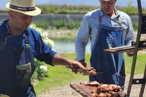 Dégustation et asado au domaine viticole Sottano – Transfert privé