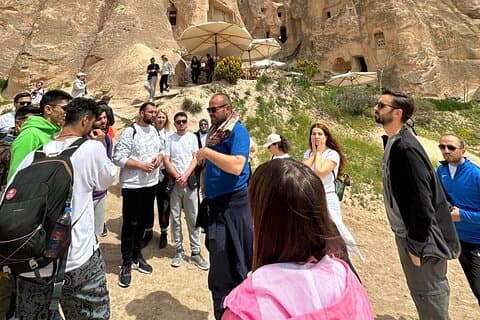 Cappadocië Rode Tour met hotel pick-up en lokale Gids