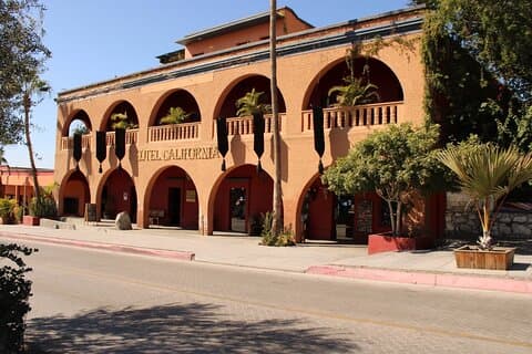 Todos Santos Day Trip fra Cabo på kunsthistorie og kulinariske