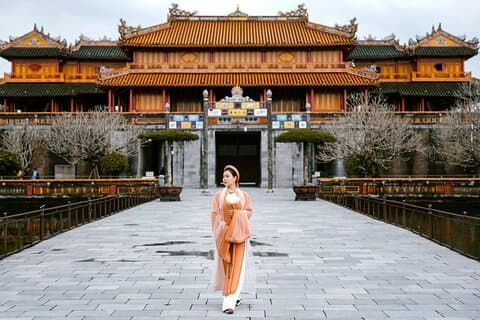 Private Hue Imperial City Tour fra Chan May havn