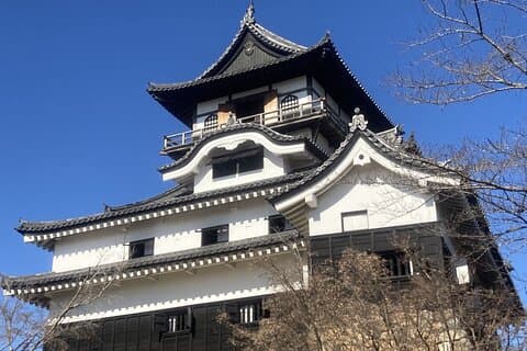 Dagtrip Inuyama vanuit Kyoto met het openbaar vervoer