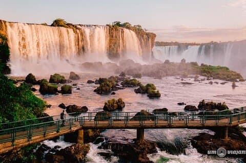 Day tour Cataratas Brazil and Argentina, both small group