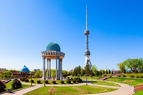 Tashkent Privat helgedagstur i byen på en premiumbil