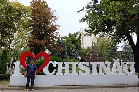 Bodega Milesti Mici y visita a la ciudad de Chisinau
