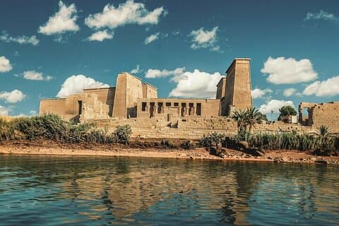 Ganztägige private Reise von Luxor nach Assuan