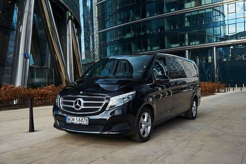 Trasferimento Varsavia - Przemysl/Medyka in limousine o minivan