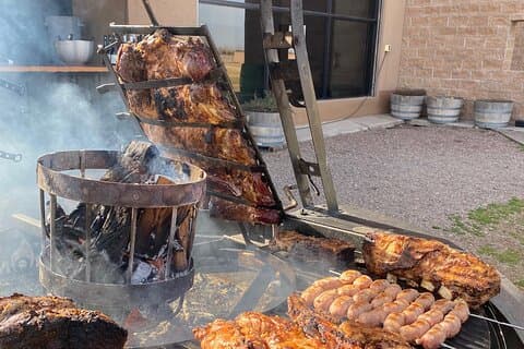 Asado Argentino Lunch & Besök 2 Vingårdar med Privat Transfer