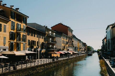 Canal de charme: Photoshoot professionnel à I Navigli