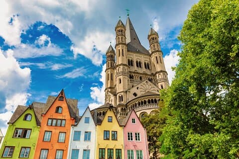 Chauffeur privé anglophone porte-à-porte: Bruges à Cologne