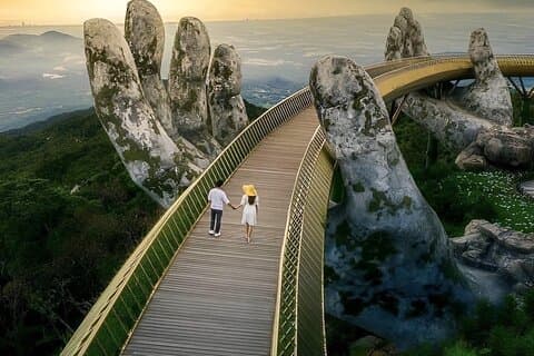 Hue to Hoi An by Private Car via Golden Bridge & Hai Van Pass