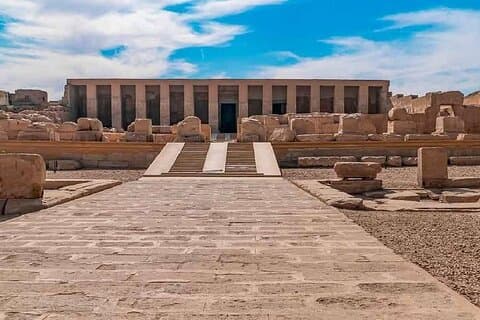 Privat Dendera och Abydos Temple Tour från Luxor
