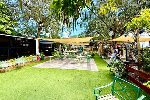 Fort Lauderdale Historic District Food Tour Experience
