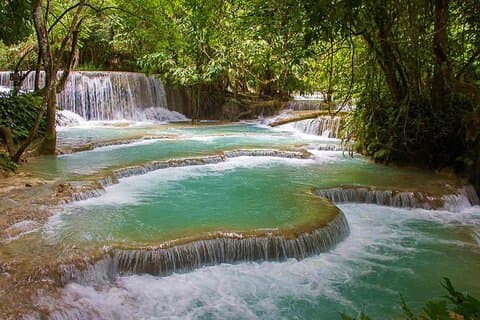Utforska Luang Prabang och Kuang Si vattenfall med lunch