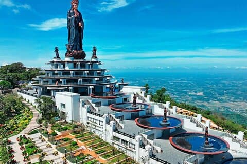 Tour de un día | Tay Ninh Tour: Montaña Ba Den, Cao Dai Santa Sede