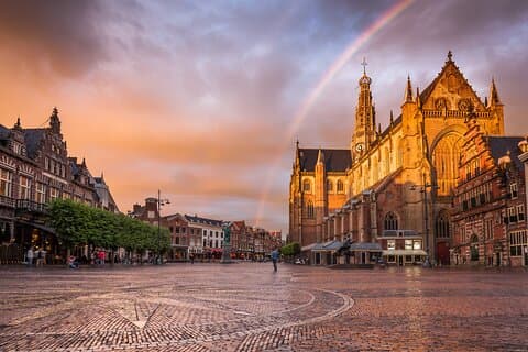 Trasferimento privato da Rotterdam ad Amsterdam, 2h Stop a Haarlem