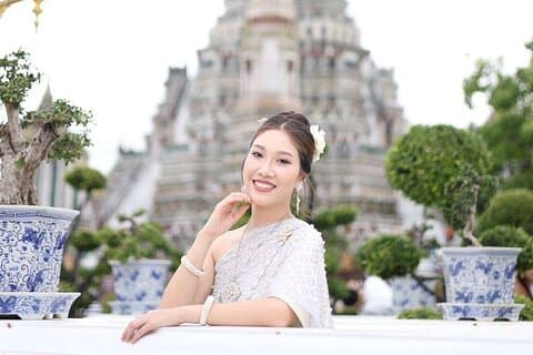Lights, Camera, Landmark & Canal: A Picture Perfect Bangkok Tour