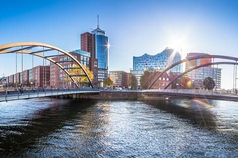 Privat transfer från Amsterdam till Hamburg, 2h stopp i Giethoorn
