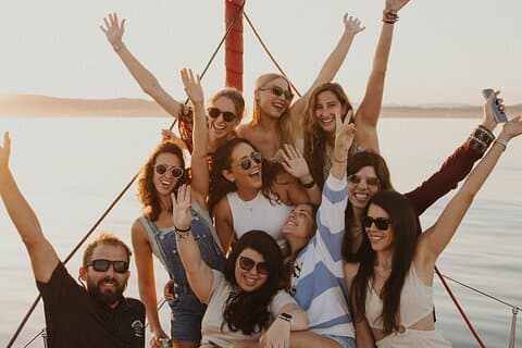 Private sailing tour in Sotogrande plus ideal drink groups of 8