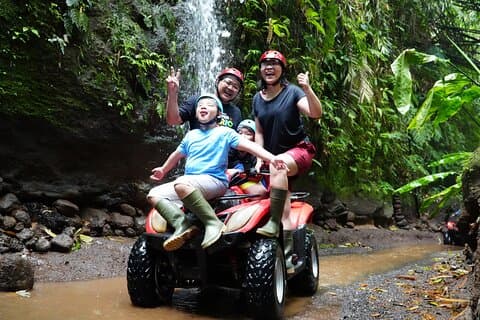 VTT Quad Bali avec cascades, tunnel et piste de statue de Gorille