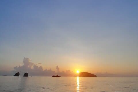 Bali: Private sunrise Fishing trip with lunch