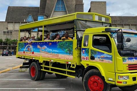 Diversão extrema no Safari Punta Cana Meio Dia