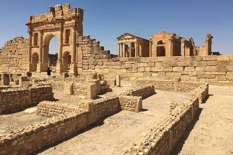 6 Days And 5 Nights Guided Tour From Tunis To Southern Tunisia