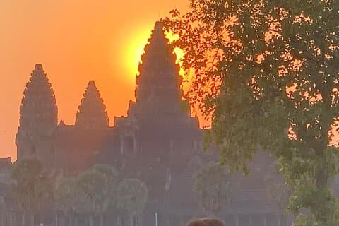 Golden Angkor Wat 2-dagers privat tur med offisiell turguide