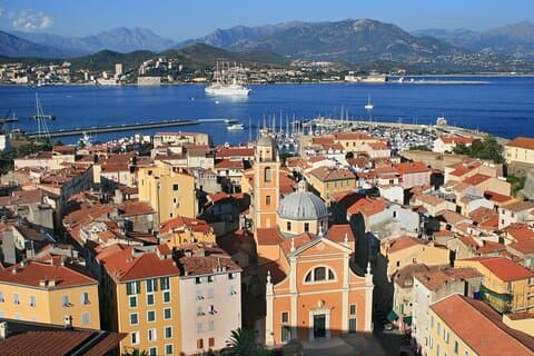 Historisk & Gourmet Getaway i Ajaccio fra cruise havn