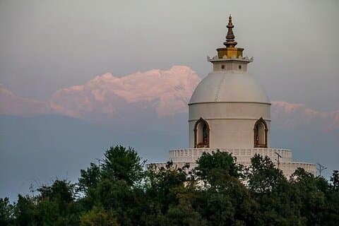 Aktivitäten bei Pokhara World Peace Stupa Tour mit Guide