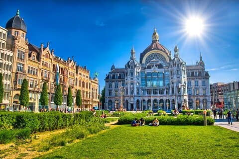 Private direct transfer from Rotterdam to Antwerp