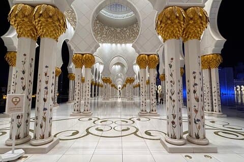 Abu Dhabi Airport Stopover, Transit or Layover Tour