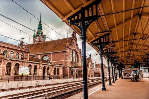 Traslado privado con chofer desde la estación de tren de Gdansk