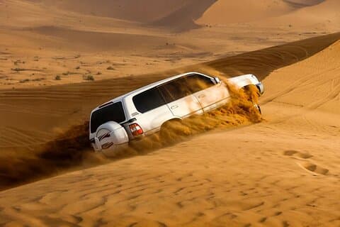 Vip Red Dune Safari med 4x4 Pick & Drop, Camel Ride, BBQ Middag