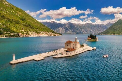 Visite de Blue Cave & Bay of Kotor en hors-bord – Expérience en petit groupe