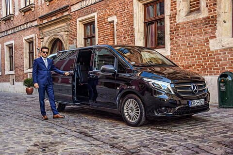 Privat van sjåfør og guide i Polen og Sentral-Europa