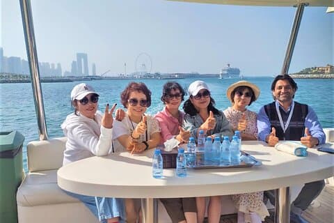 Dhow kryssning middag - Dubai Marina och kväll skyline vyer