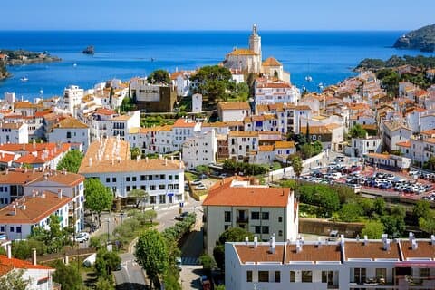 Girona, Figueres, Dalí-Museum und Cadaqués aus Barcelona