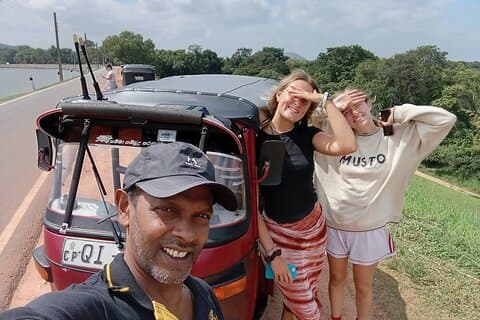 Ambuluwawa Tower and Kandy City Tuk Tuk Tour with Epic views