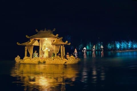 Hanoi Quintessence of Tonkin Light Show With Local Tonkin Market