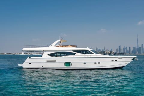 Prenotazione Yacht Dubai Prenota Crociera privata di 85 piedi fino a 50 ospiti