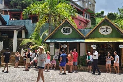 Bob Marley y Blue Hole experimentan el transporte privado