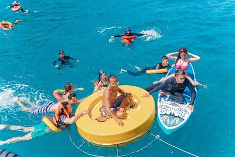 Journée complète Nha Trang Island Hopping – Snorkeling & Beach Party