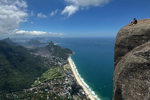 Guidet vandretur i Pedra da Gávea med en lokal guide i Rio de Janeiro.