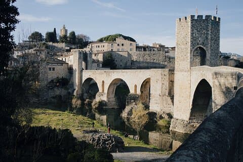 Rupit, Besalú e outras cidades medievais de Barcelona