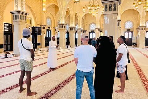 Dubai: Old Dubai passeio a pé, degustação , Mercado e Abra passeio de barco