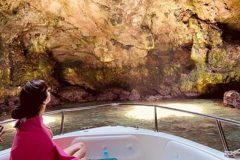 Magischer Tag auf einem Boot in Polignano a Mare
