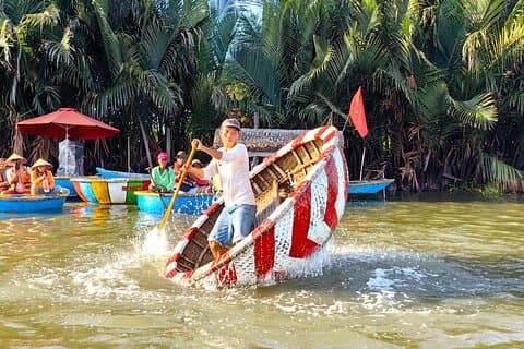 Udforsk Hoi An Ancient Town & Coconut Village med Latern-fremstilling