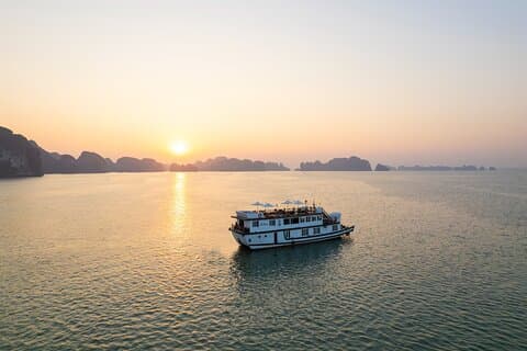 2N1D Explorer Halong Bay Ba Ham - Tien Ong met privécruise